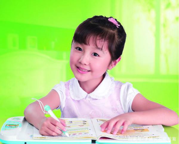 家庭教育:如何运用家庭教育来陪伴小学生找到写作文的灵感和能力