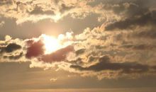 风起云蒸，拨云见日 关于疫情的作文500字