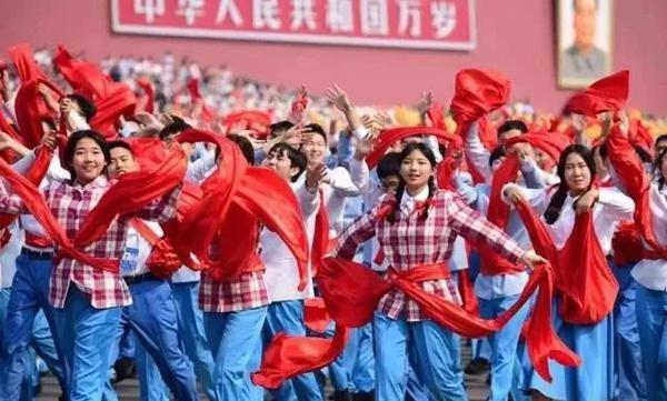原创 看完国庆直播可以这样长知识！从精彩解说、作文素材到佳句都有 4