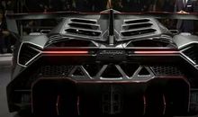 企业家名人故事：他造出了兰博基尼_350字