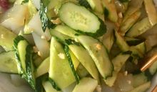 四年级日记：学拌黄瓜_250字