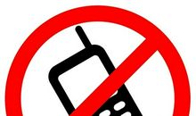 时事论据素材：法国出台“校园手机禁令”，我们该效仿吗？_800字(2)