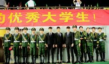 竞选国旗班班长演讲稿_350字