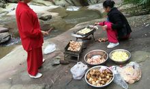 欢乐秋日游_550字