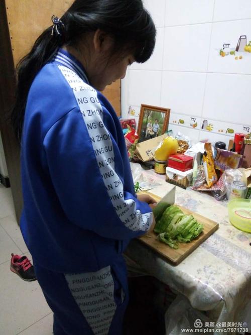 妇女节组成：帮妈妈做饭_550字