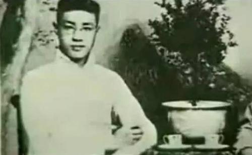 军事名人故事：刘伯承元帅的生平