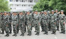 军训优美段落 ：步行军训段落_700字