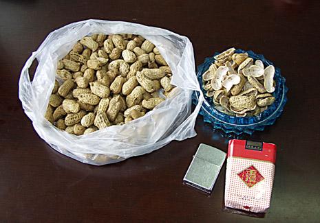 幸福就像一碗水煮花生_750字