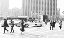 2012黑龙江高考满分作文：公德行得万年船_800字