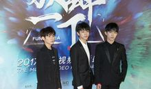 [我的偶像]他们是光——TFBOYS_1000字