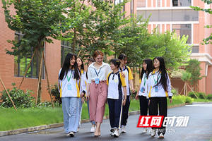 小学生选举班干部讲话_400字