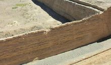 关于长城的故事：山羊驮砖_300字