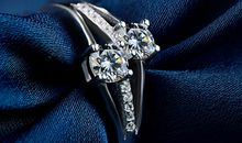 指环的光芒，穿过纱样的生活_100字