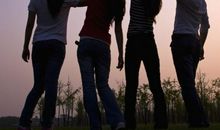 前进，别忘享受生活_800字