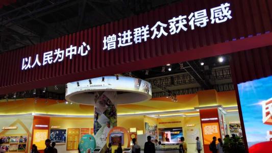 准备2016年满分考试论文推荐：“奋进，青春”