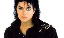 关于偶像的作文：我的偶像，迈克尔杰克逊_800字