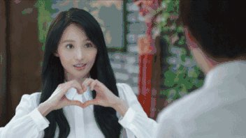 感伤的梦，深深的校园爱情_300字