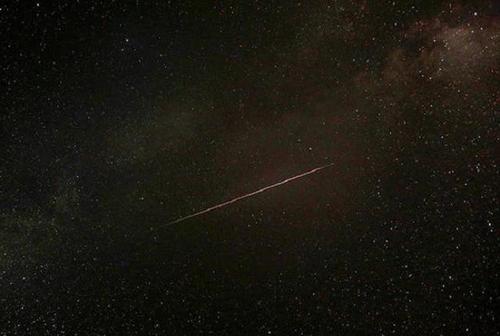 关于流星雨的组成：难忘的流星雨_600个单词