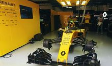 F1——速度与激情_2000字