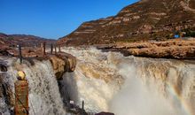 五一游玩壶口瀑布感想_1200字