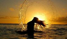 谁在倾诉着：离人泪_2000字