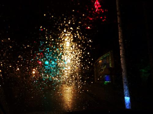 记住下雨的夜晚_1200个单词