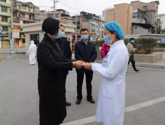 [11月随笔]热爱学校运动会，第三节课_2000字眼泪