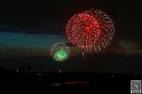 掀起fireworks_350字