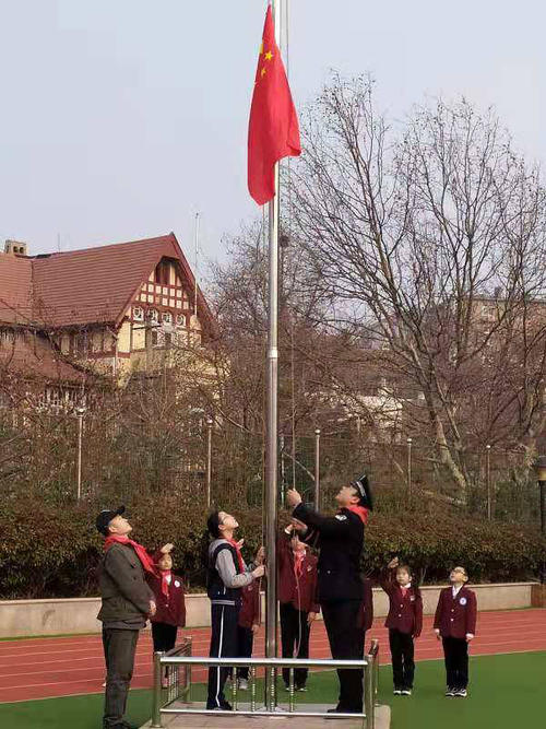 关于雷锋的文章：雷锋风格的好男孩_1200字