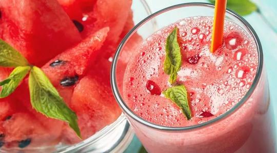 关于水果的成分：不甜的西瓜700字