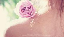 忧伤？坚强？_1000字