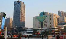 美丽的五一广场_650字