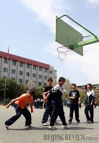 打篮球_500字