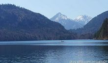 生活好比一汪清澈的湖水_600字