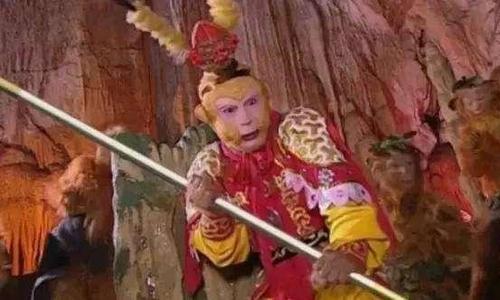 朱八姐买镜子