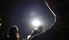 黑暗袭来的一刹那_1200字