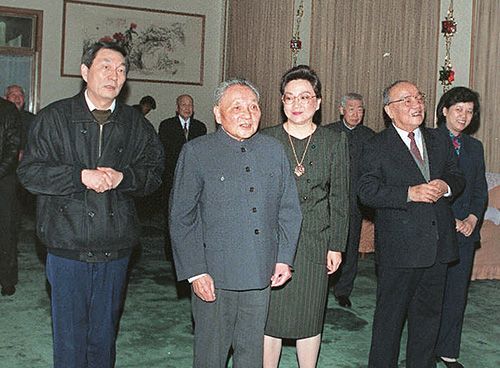 ？ [春节杂文]在一起见面的时候_2000字