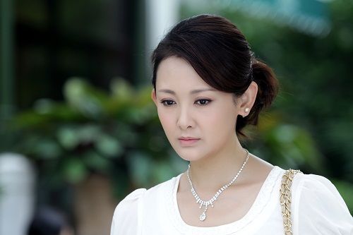 《白雪公主续集》：无悔之爱（1）_500字