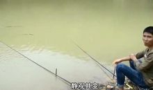 逃不过那一抹忧伤_900字