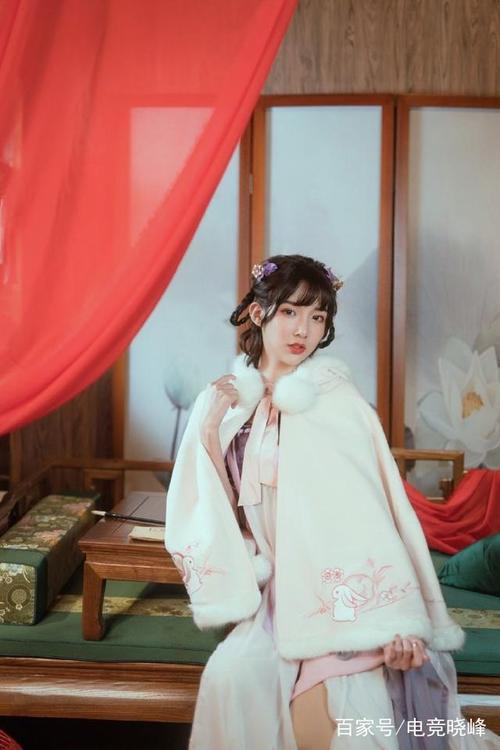 小雪魔红与酷远_800字