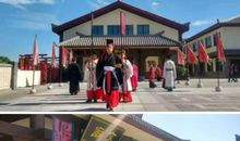 谦虚，向我们走来_800字