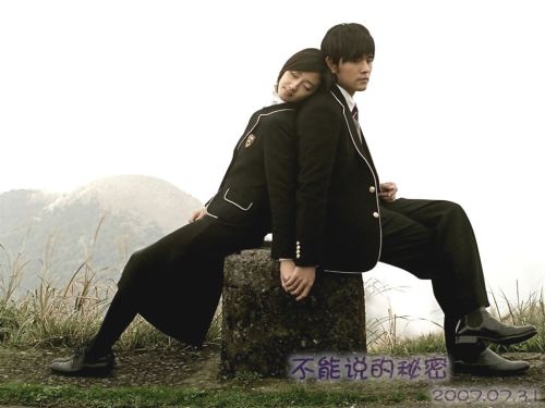 漂亮的女明星学生装库存盘点林志玲最温柔，李玉春最自然7