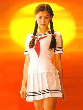 漂亮的女明星学生装库存盘点林志玲最温柔，李玉春最自然10
