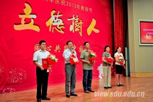 先进工作者的致辞