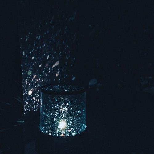 繁星点点，温暖，_650字