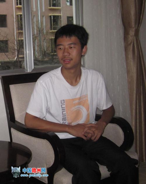 2010年江西高考全场作文：复习童年（3）_1500字