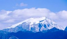 看山爱白雪，看雪爱白云_1200字