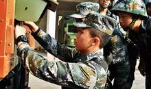 我自豪，因为我是军人_1500字