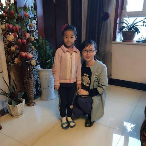 民族团结的花朵四处绽放