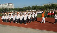 展现青春风采，再创中华辉煌 _900字